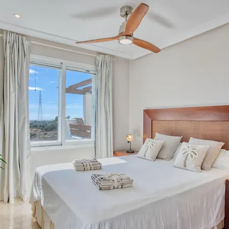 Fantastico Con Vistas Panoramicas En Selwo Apartment